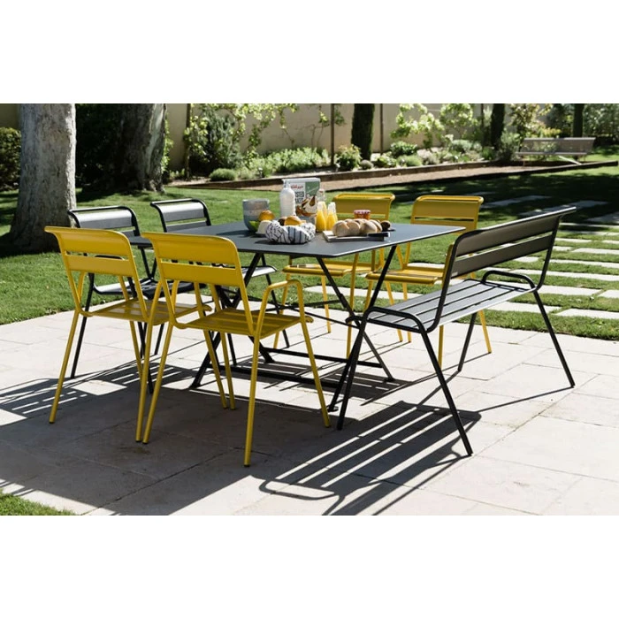 Table De Jardin 8 Personnes FERMOB Cargo 128 X 128 Cm - Carbone 8 Table De Jardin 8 Personnes FERMOB Cargo 128 X 128 Cm - Carbone – Image 6