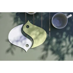 Dessous De Plat FERMOB Oiseaux - Citron Givré / Blanc Coton -Fermob 300211 dessous plat fermob oiseaux citron givre blanc coton ambiance 3