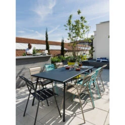 Table De Jardin 8 Personnes FERMOB Monceau 194 X 94 Cm - Bleu Abysse -Fermob 483292 table jardin fermob monceau 194 94 cm bleu abysse ambiance 1