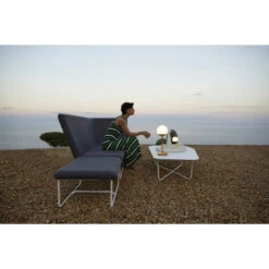 Lampe FERMOB Mooon! - Miel 10 Lampe FERMOB Mooon! - Miel -Fermob 5302 lampe mooon miel 2 min