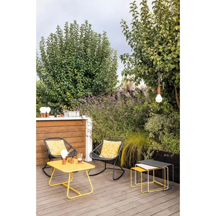 Lot De 3 Tables Basses Gigognes FERMOB Oulala - Carbone / Gris Argile / Miel 4 Lot De 3 Tables Basses Gigognes FERMOB Oulala - Carbone / Gris Argile / Miel – Image 2