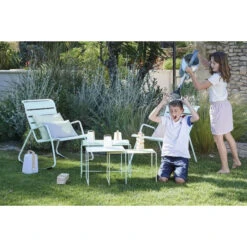 Lot De 3 Tables Basses Gigognes FERMOB Oulala - Vert Opaline / Menthe Glaciale / Citron -Fermob 900902 tables gigognes fermob oulala vert opaline menthe glaciale citron ambiance