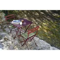 Table De Jardin Pliante 2 Personnes FERMOB Bistro 57 X 57 Cm - Cerise Noire -Fermob bistro cerise noire basics gordes bcj23 sebastien erome min