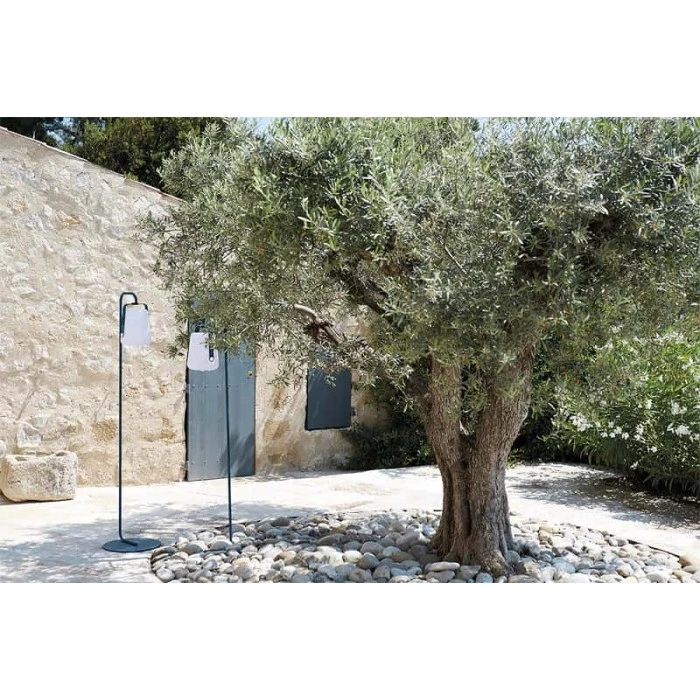 Lampe Nomade FERMOB Balad H 25 Cm - Bleu Acapulco 4 Lampe Nomade FERMOB Balad H 25 Cm - Bleu Acapulco – Image 2