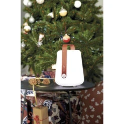 Fermob -Fermob lampe balad 25 ocre rouge ambiance sapin min