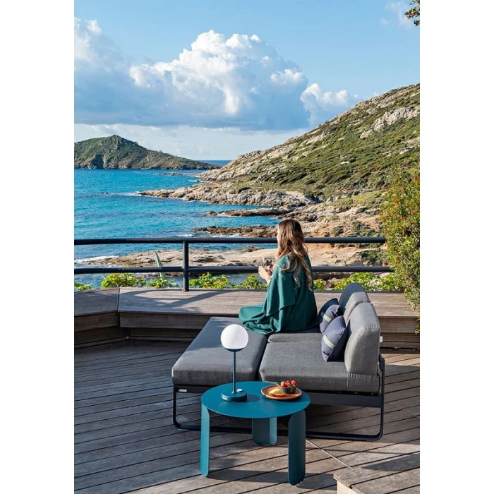 Lampe FERMOB Mooon! - Bleu Acapulco 7 Lampe FERMOB Mooon! - Bleu Acapulco – Image 5