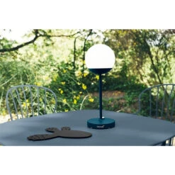 Lampe FERMOB Mooon! - Bleu Acapulco 21 Lampe FERMOB Mooon! - Bleu Acapulco -Fermob mooon lampe bleu acapulco min