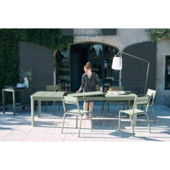 Table De Jardin 10 Personnes Avec 2 Rallonges FERMOB Oléron 155 / 255 X 100 Cm - Romarin 16 Table De Jardin 10 Personnes Avec 2 Rallonges FERMOB Oléron 155 / 255 X 100 Cm - Romarin -Fermob oleron cactus maillane bookgss2020 sebastien erome 2 min 7